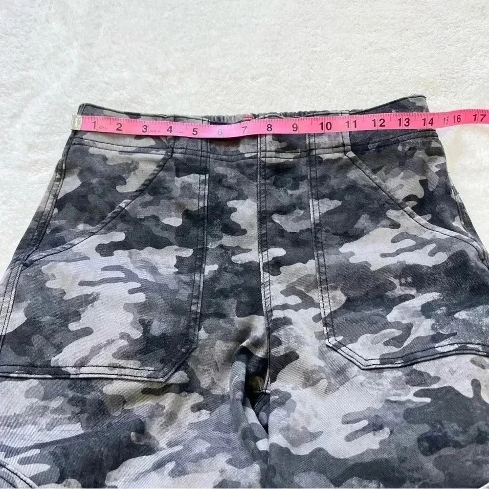 Spanx Stretch Twill Cargo Jogger Blackwash Camo Medium - Picture 9 of 12